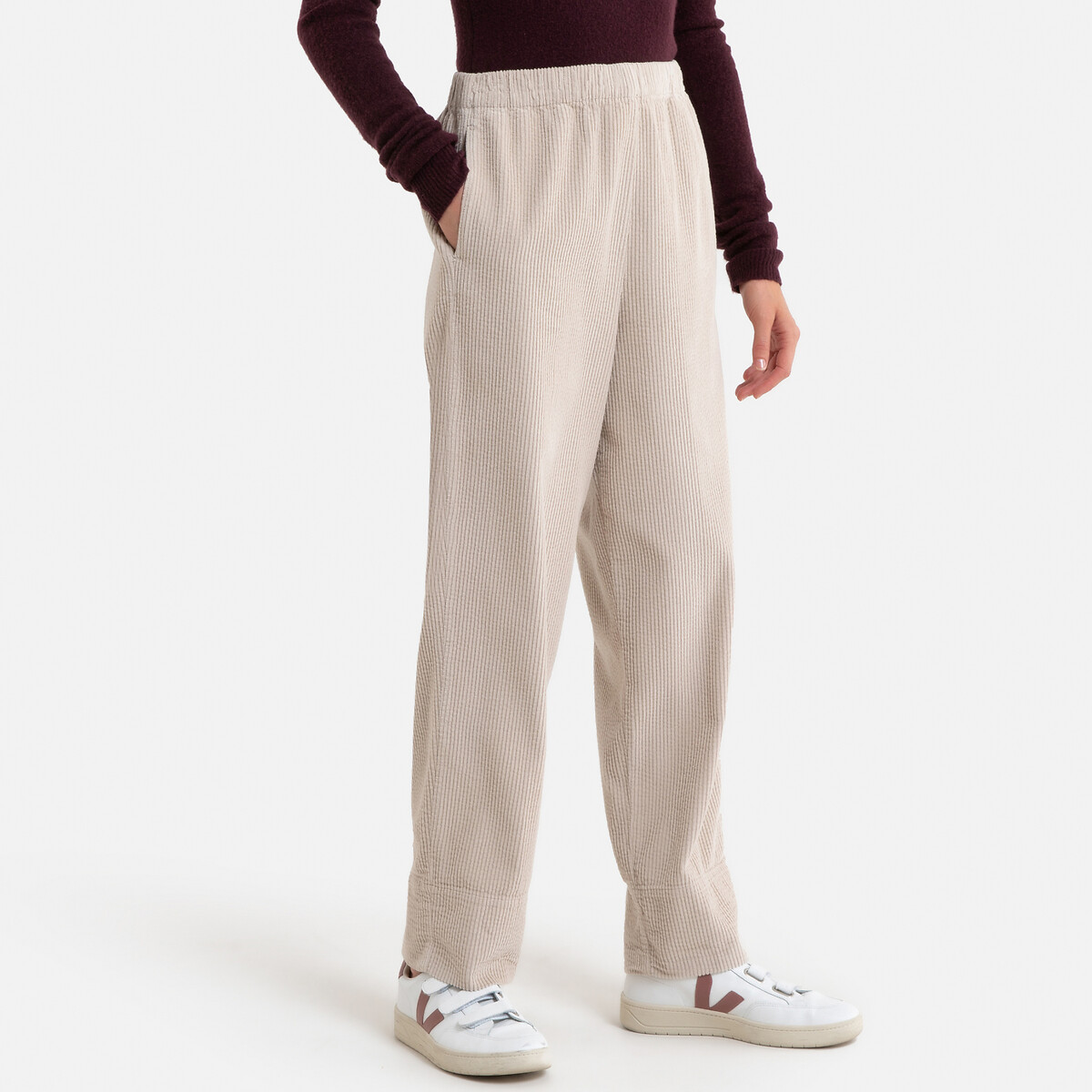 Купить брендовые женские брюки по привлекательной цене – заказать брюкипремиум класса для женщин в каталоге интернет-магазина